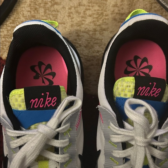 Nike Air Max Pre Day White Sneakers with Black and Pink Accents - Picture 7 of 7